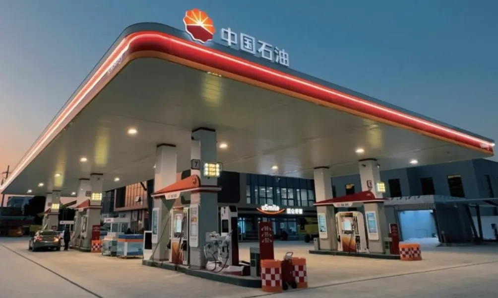 Je pametna nadgradnja opreme dovolj, da bencinske črpalke tekmujejo na novem integriranem energetskem bojišču?